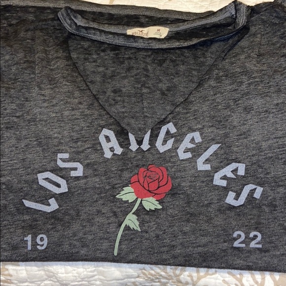 T-Shirt - Picture 2 of 2